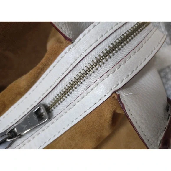 Coach 1941 Rogue Rivets - Fair Condition no straps - Picture 7 of 12